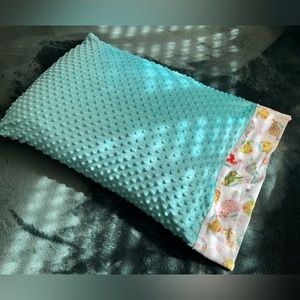 Brand 🆕 handmade turquoise minky dimple dot and colorful turtles pillowcase